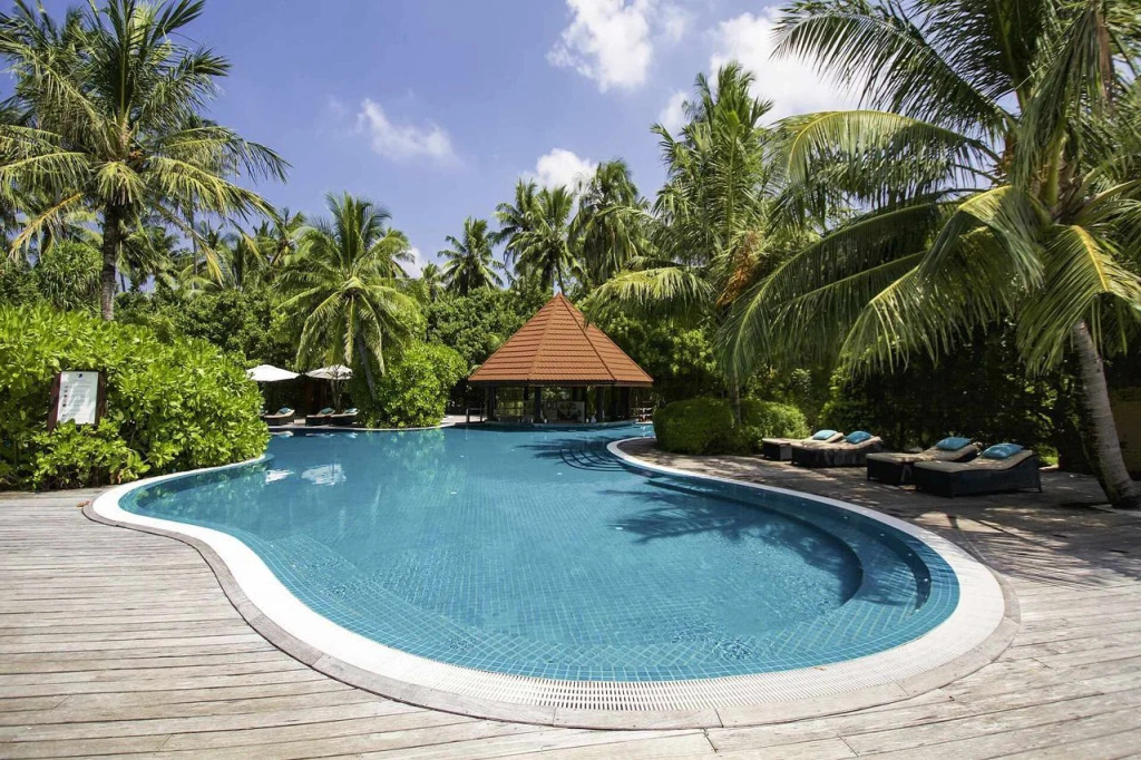 ROBINSON MALDIVES