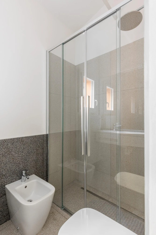 White Daisy Apartment by Wonderful Italy