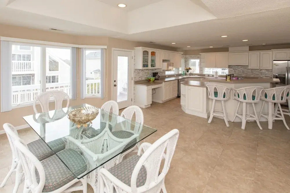 Seas the Day 4 Bedrooms 3 Bathrooms Home