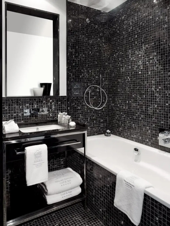Boutique Villa am Ruhrufer Retreat