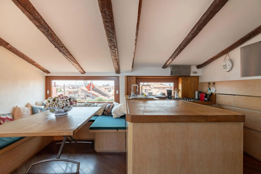 Rooftop Terrace Penthouse & 360° Views | Venice5th