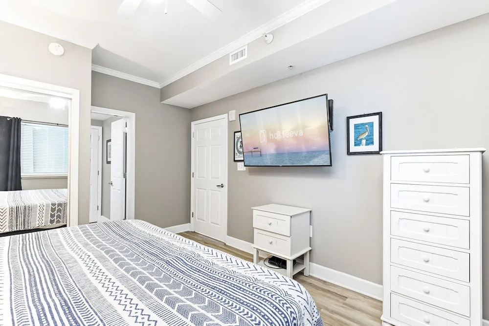 Sanibel Condos by Hosteeva