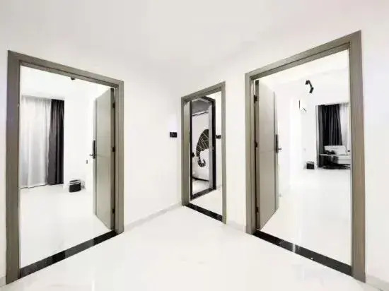 Oscar Shallow Lane Que Residence Hotel