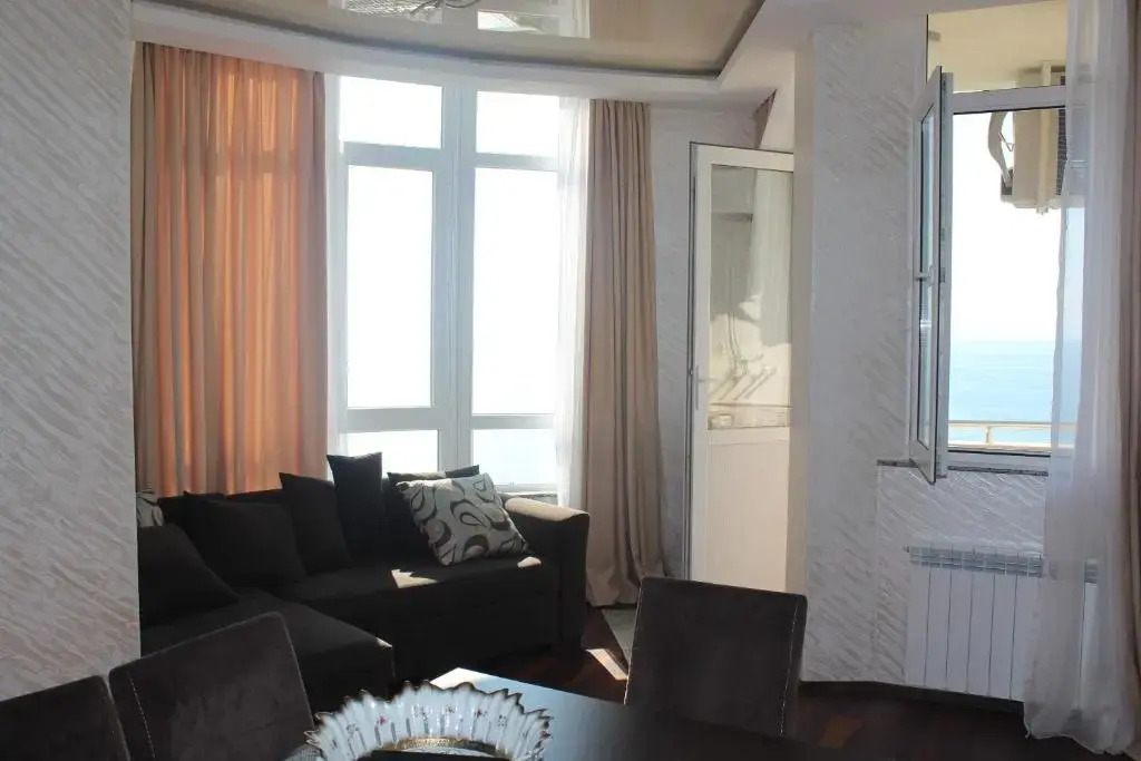 Gorgiladze Seaside Apartment