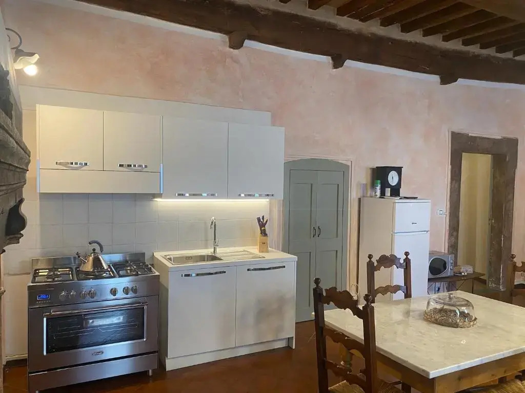 CASA DI NONNA RINDA-Via del Castello n6