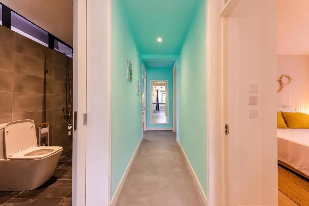 Les Cerisiers Beach Residence, Cosy and Modern 3 bedroom apartment located 50 metres from the beach and from all amenities and restaurants on the coastal road