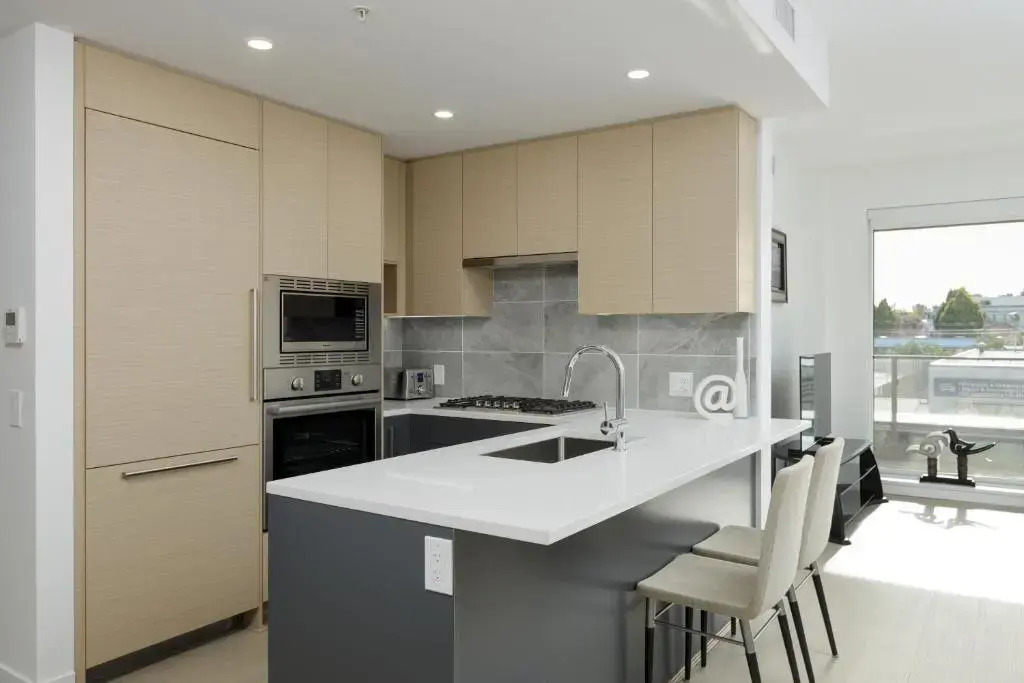 Cozy 2-bedroom condo in Vancouver