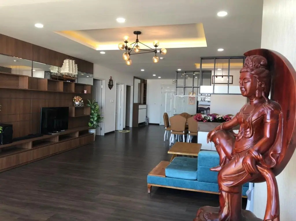 Premium Beach Condotel 3