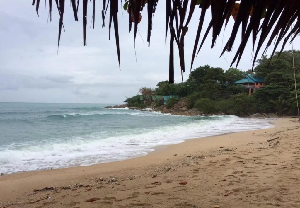Dragon Hut Resort
