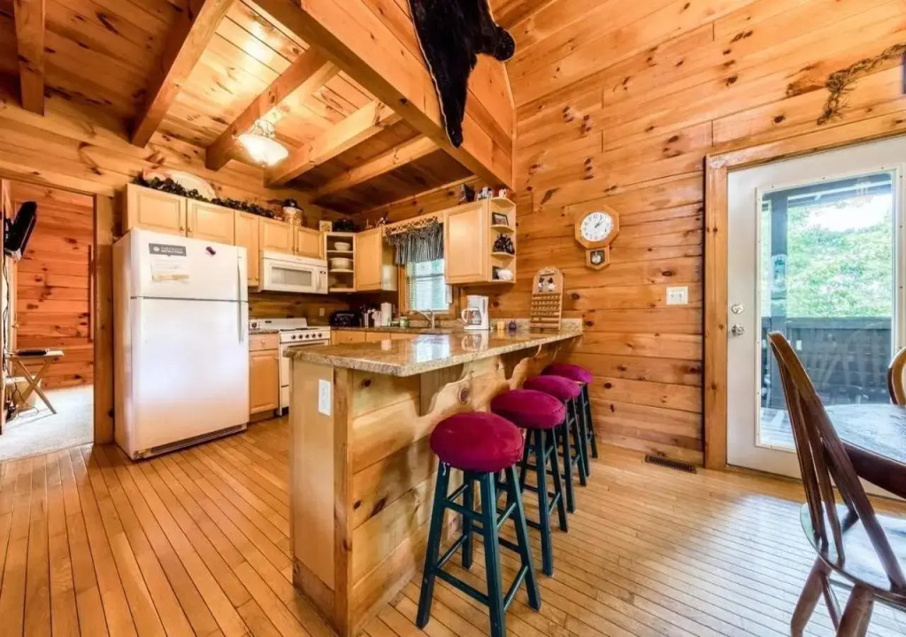 Arrowhead Log Cabin Resort Papaws Bear Den Cabin - by TS