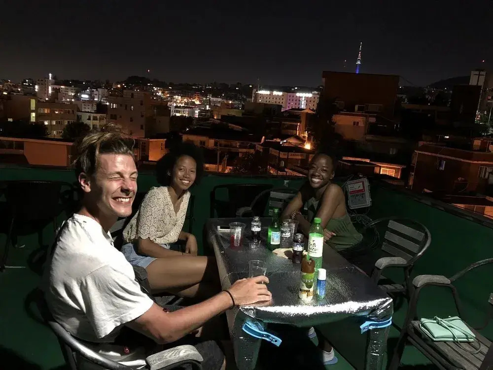Amuse Guest House - Hostel