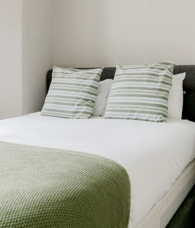 Superb Apartments opposite Edgware Road Station