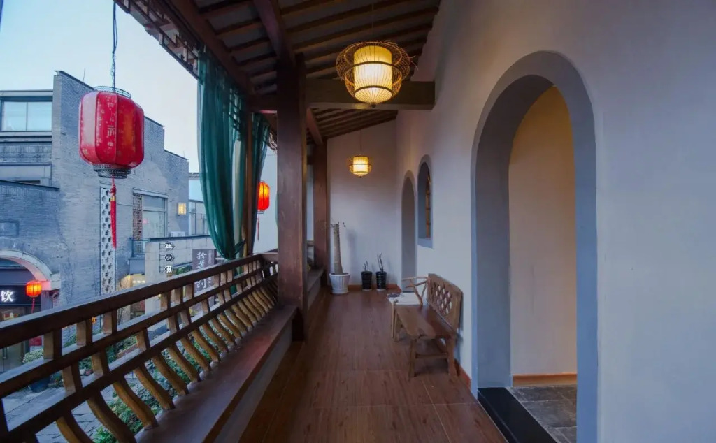 Mild Spring Boutique Hotel
