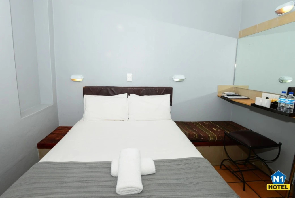 N1 Hotel & Campsite Victoria Falls