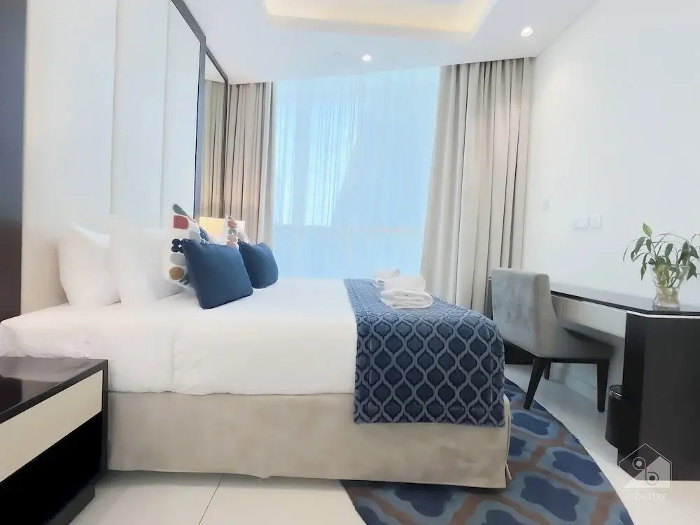 Cozy 1b With Balcony in Business Bay