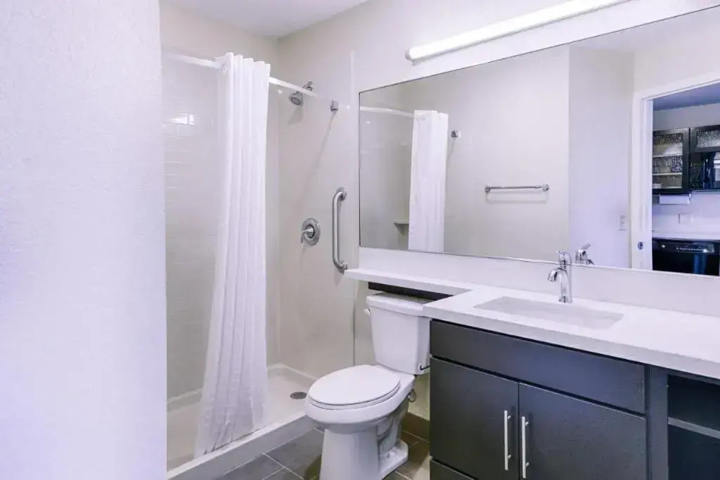 Candlewood Suites Lakeville I-35 by IHG