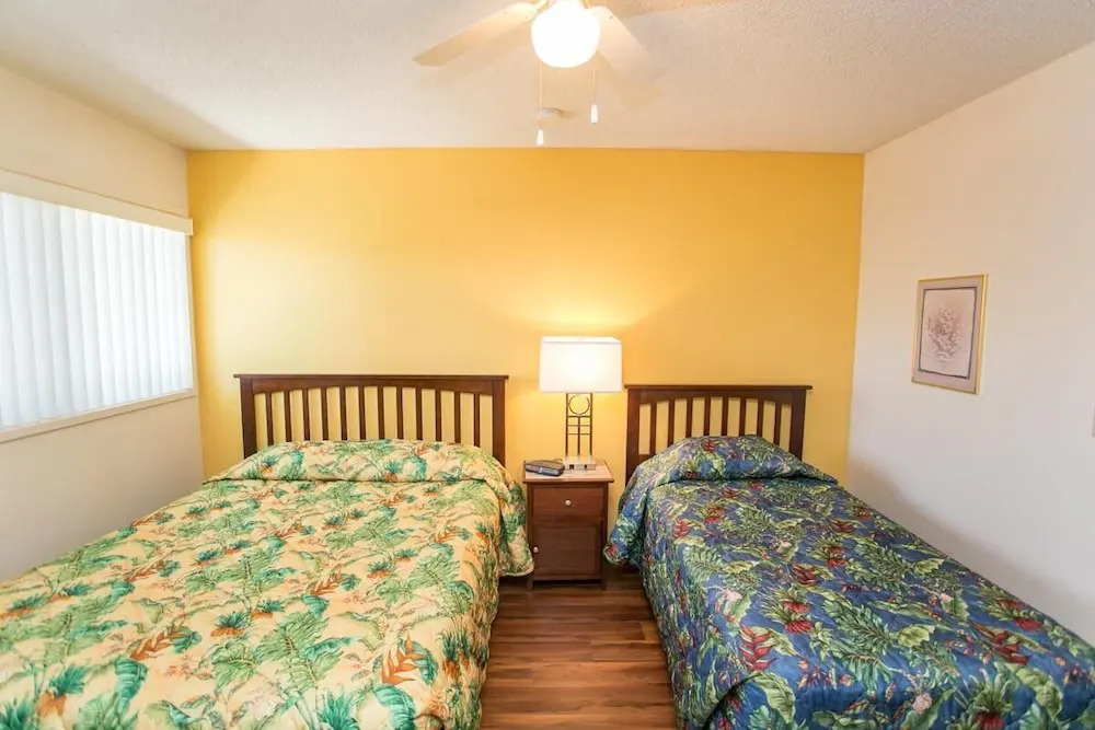 Hibiscus E203 Free Activities, Oceanfront, Wifi, 3 Pools