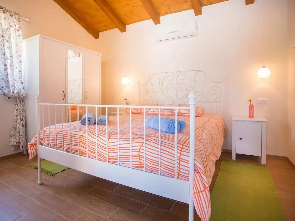 Villa in Medvidici with Pool near Porec Beach