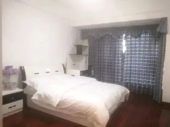Nanning Meichen Apartment (Poly Tongxinyuan Branch)