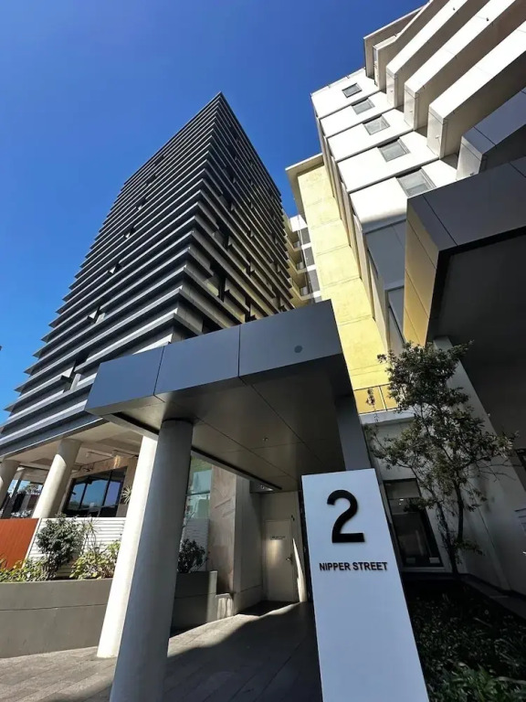 Cosy 2-Bedroom Apartment Homebush NSW