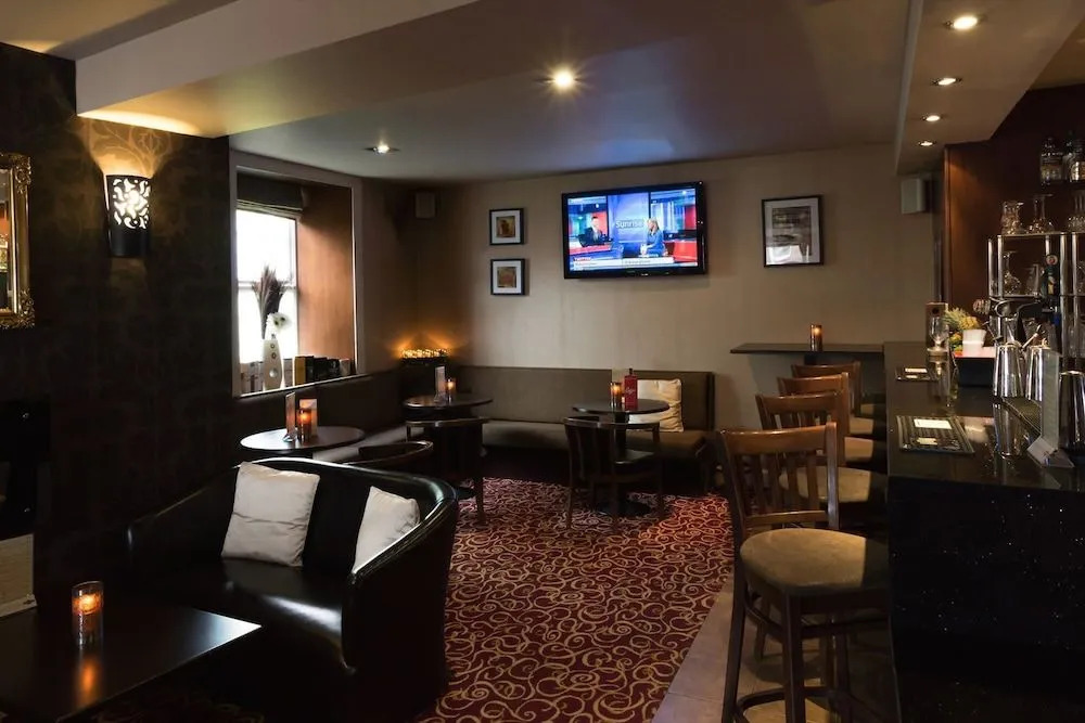The Fairburn Hotel