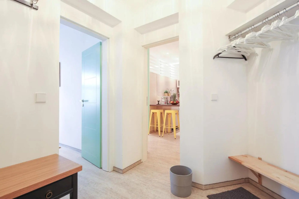 4 Personen Altbau Apartment nahe Kurfürstendamm