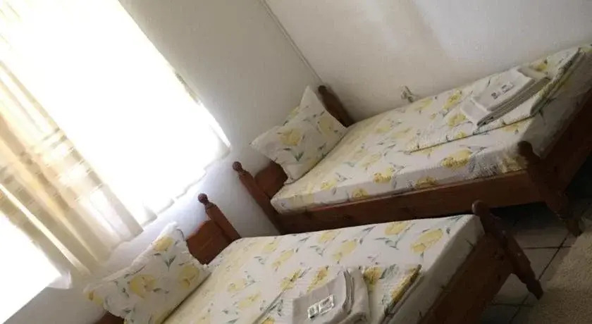 Hotel Pri Chakara