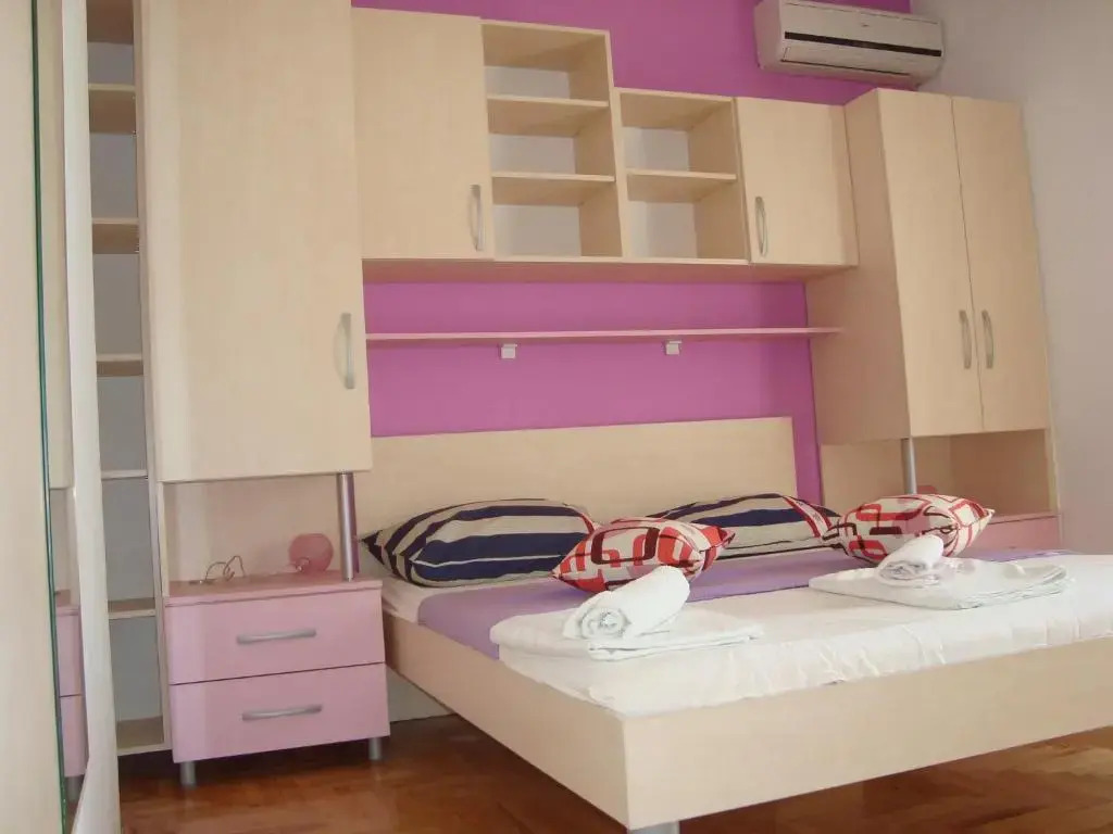 Apartments Kiro