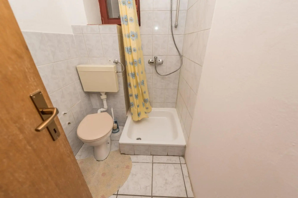 Jadra - 28 m from beach - A3(2+3)