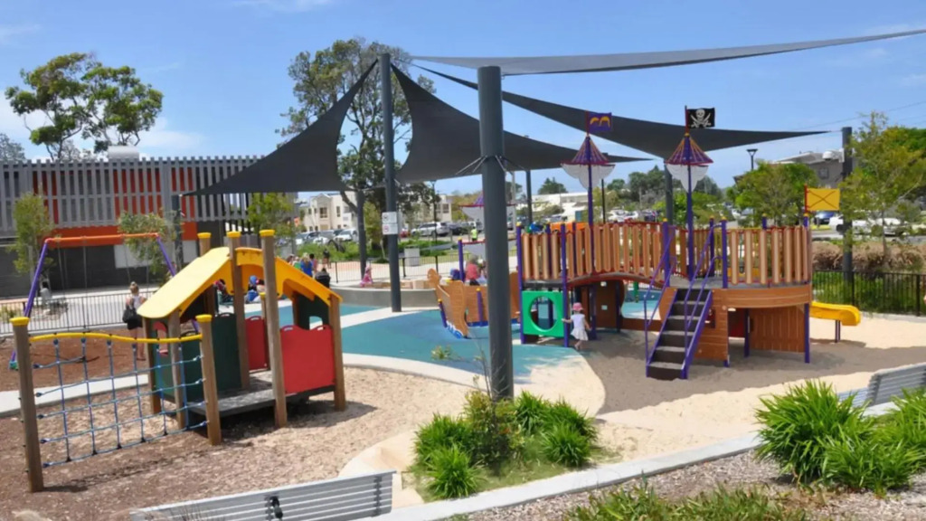 Beach Daze - Umina Beach Family Friendly