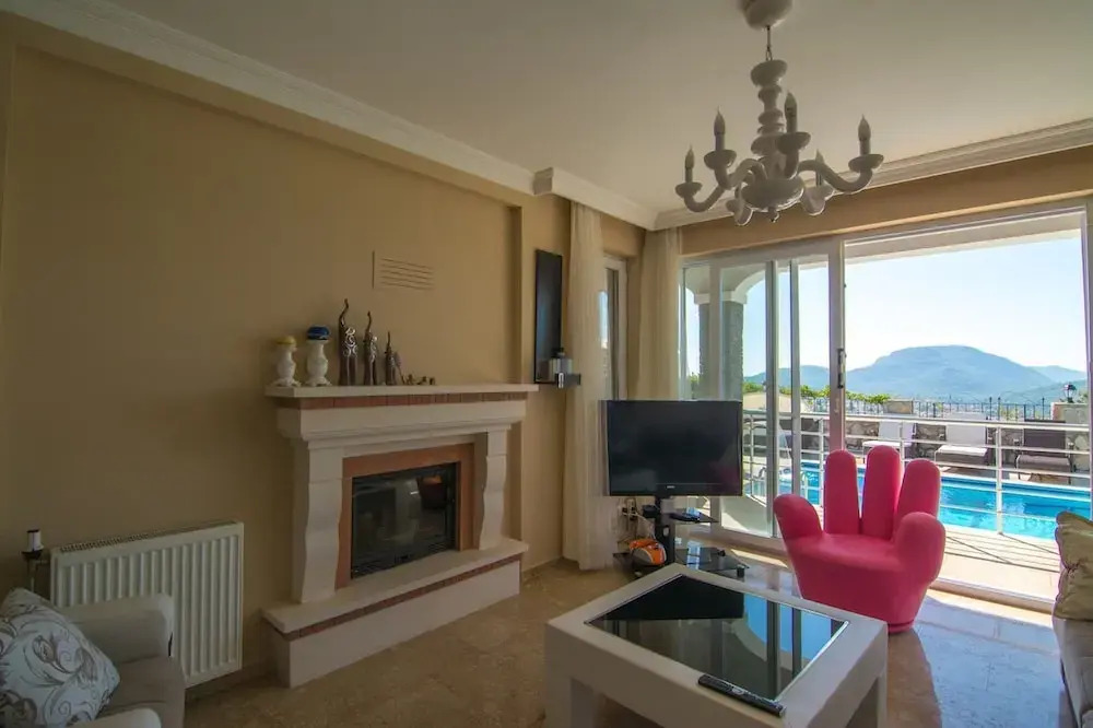 Arnna Villa 1 by Villa Buketi