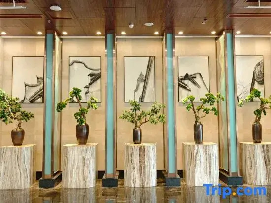 Juchunyuan Binjiang Holiday Hotel