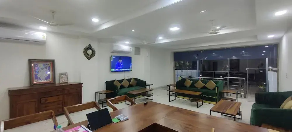 Hotel Suryavanshi Palace