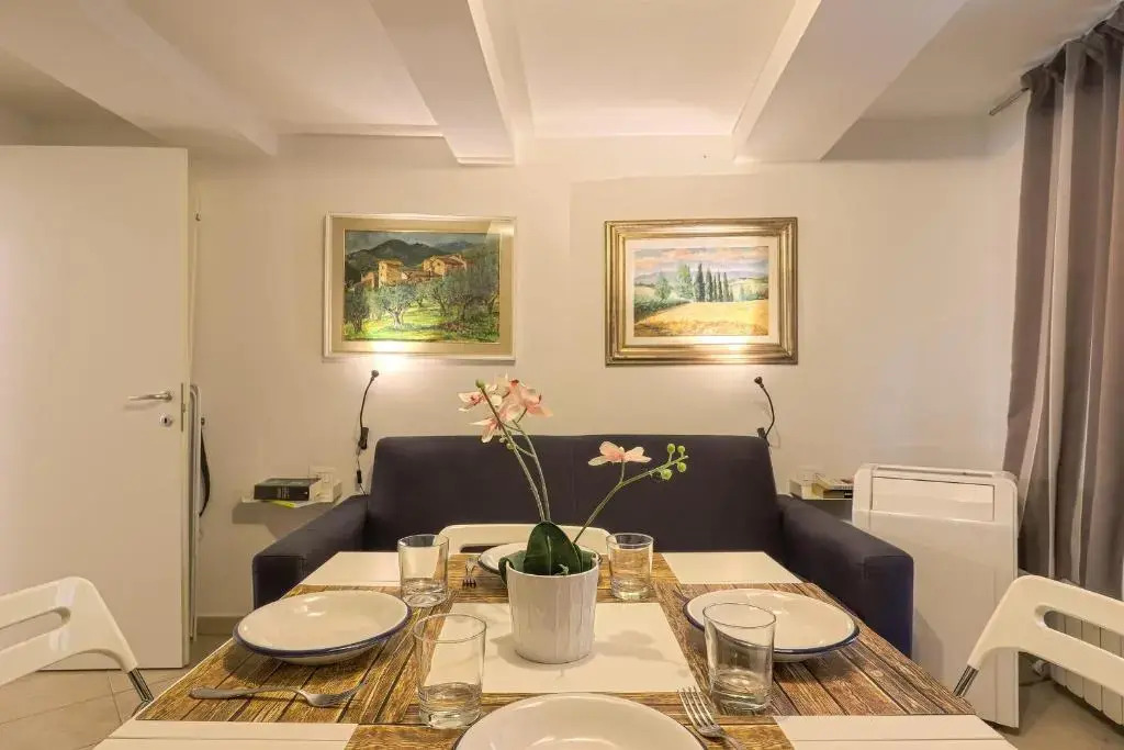 Delightful Suite