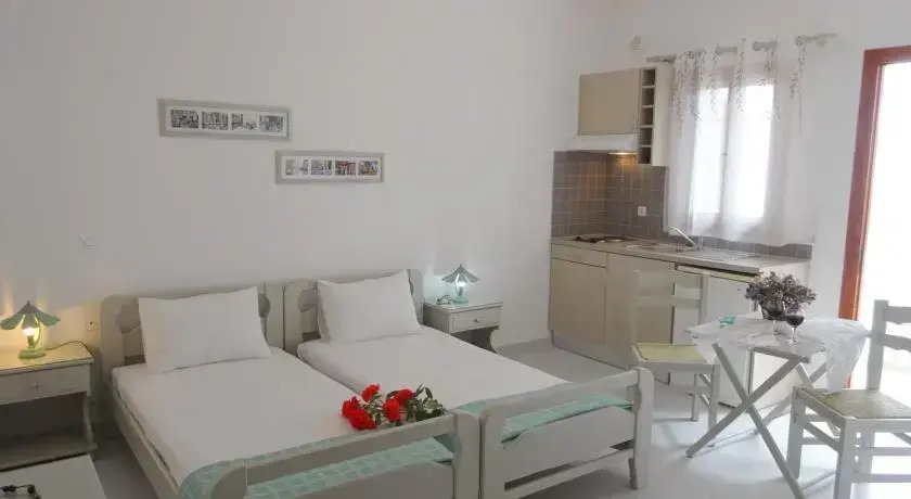 Kamakaris Rooms