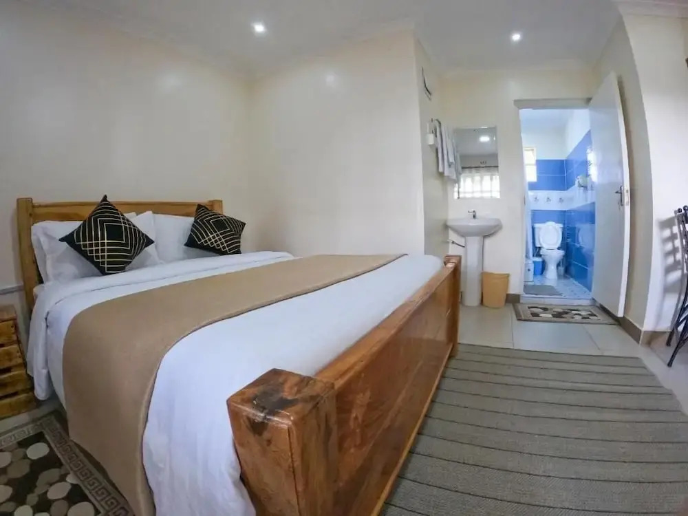 Mayas Suites