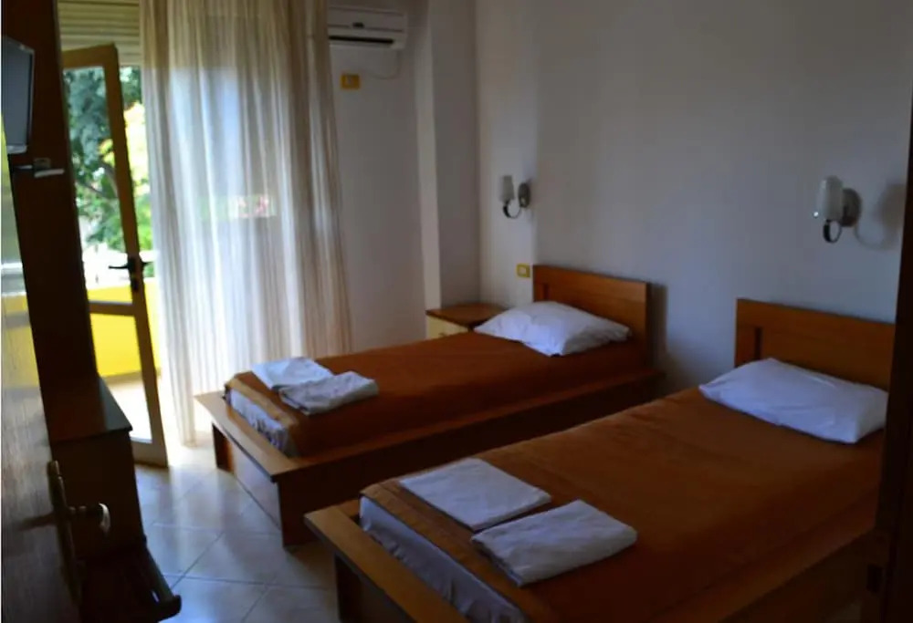 Hotel Alpine