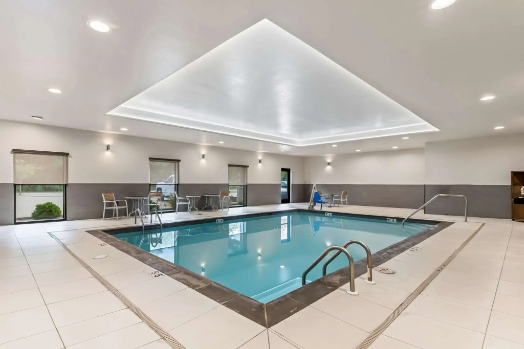 Comfort Suites Columbia I-65