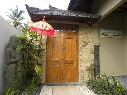 Pantai South Lombok Villas