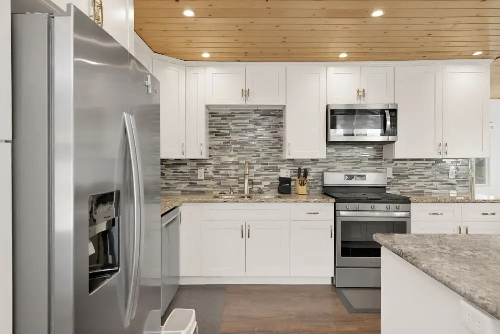 2145-the Getaway 2 Bedroom Home by Redawning