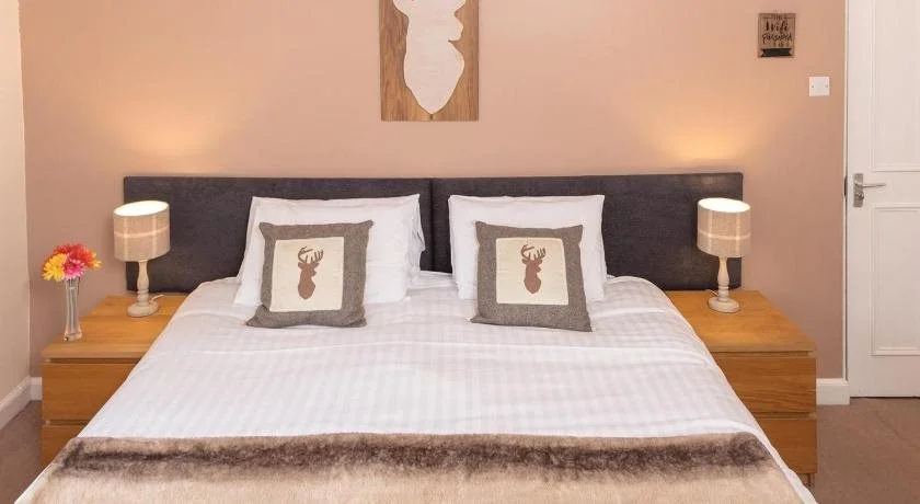 Gordon Arms Hotel