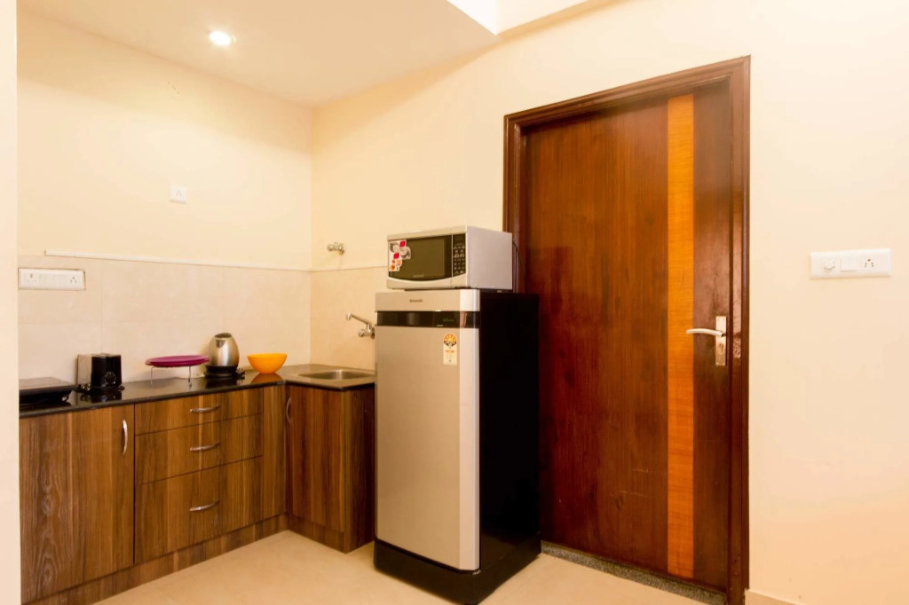 FabHotel VJR Electronic City