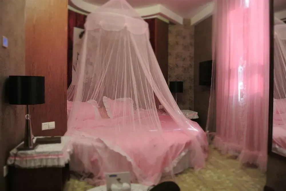 Soaring Gental Hotel