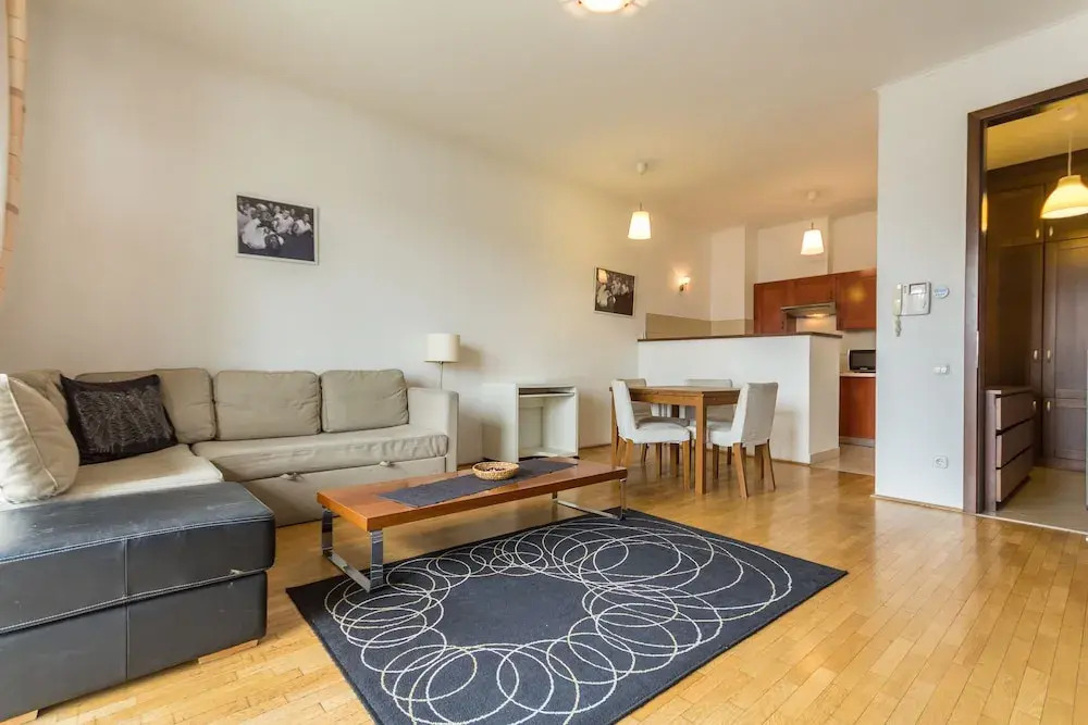 Club 99 Apartments