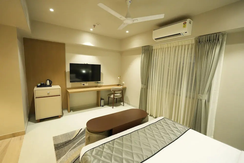 SIVANTA by BOMBAY GROUP OF HOTELS NAGPUR