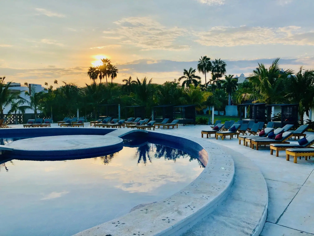 La Isla Huatulco