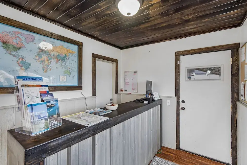 Selkirk Motel