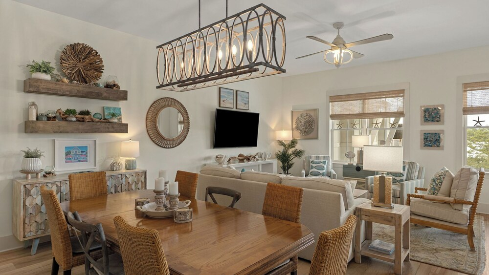 30A Kinda Day by Avantstay Pool + Private Beach Top Floor Redfish