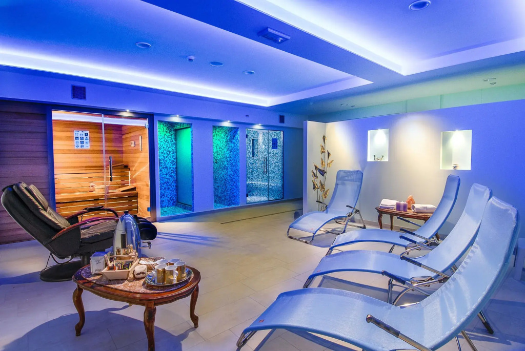Bahamas Residence & Spa