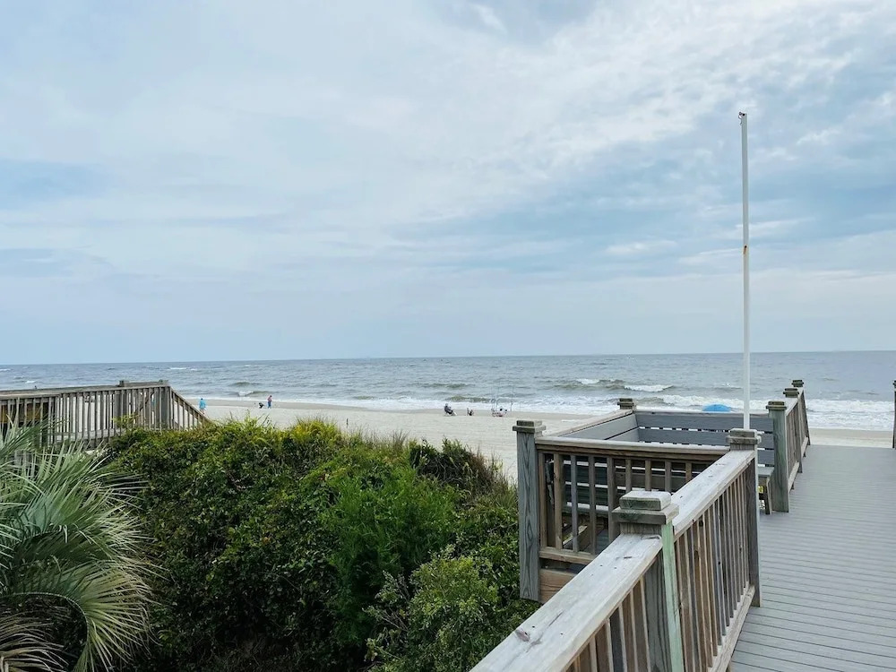 Serenity Now 3 Bedroom Home by RedAwning